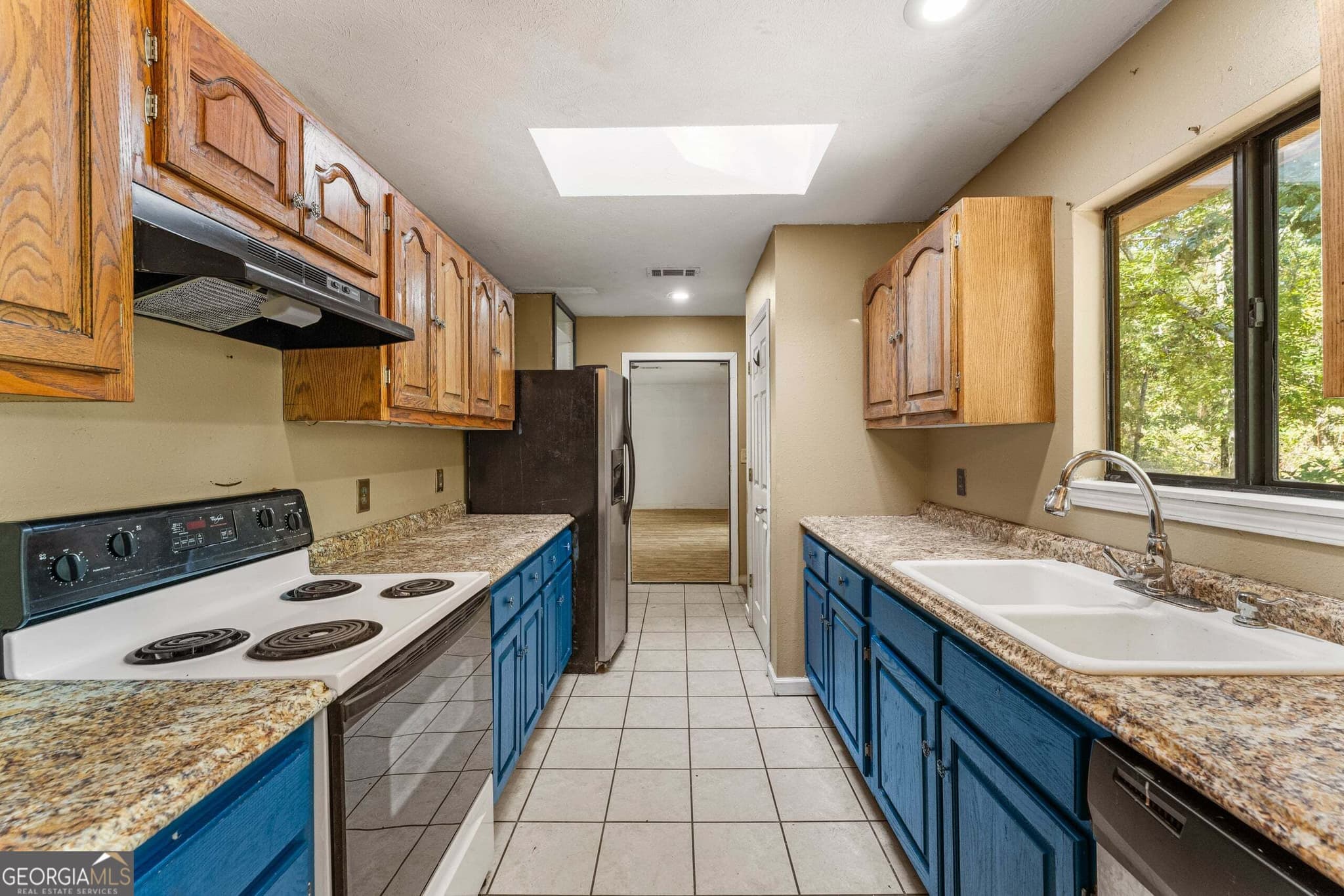 3 bedroom, 2 bathroom, 2,026 sq ft single family residence for sale at 1431 S Mountain Drive, Waverly Hall, GA 31831 — photo 10