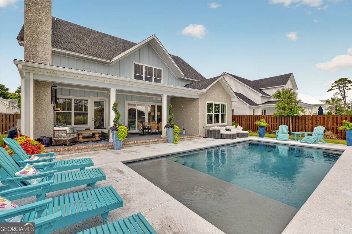 6 bedroom, 5.5 bathroom, 4,350 sq ft single family residence for sale at 28 Orchard Road, St. Simons, GA 31522 — photo 2
