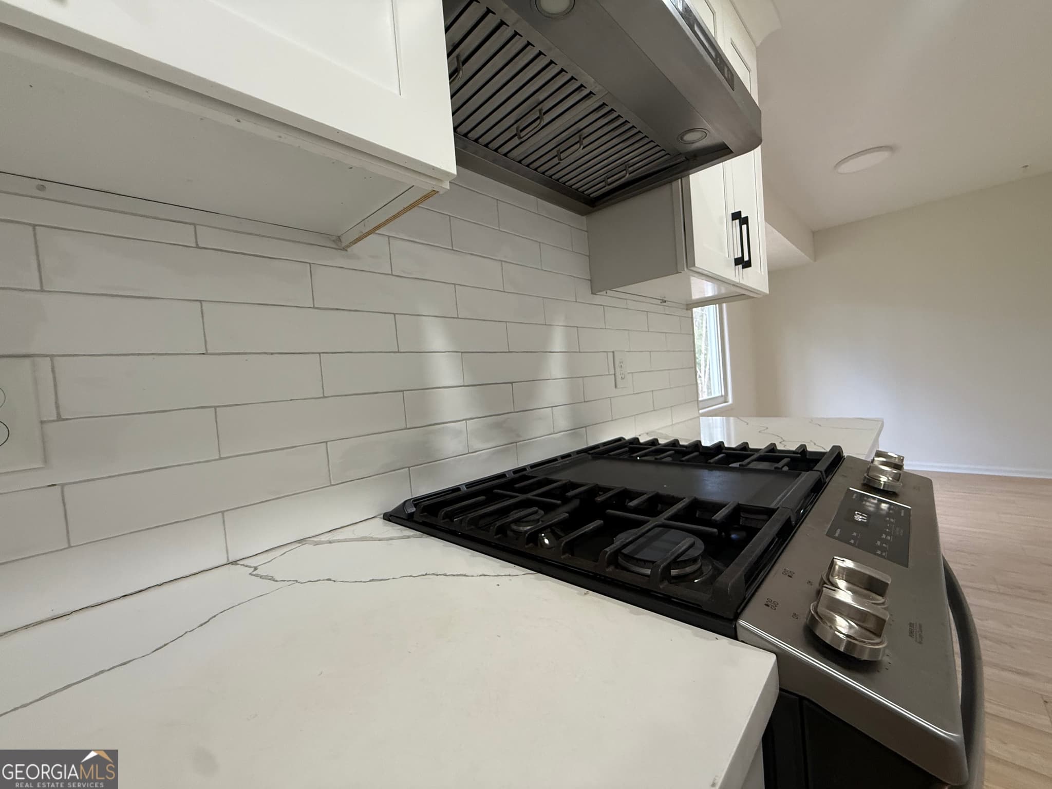 3 bedroom, 2 bathroom, 1,330 sq ft single family residence for sale at 214 Morgans Turn, Peachtree City, GA 30269 — photo 6