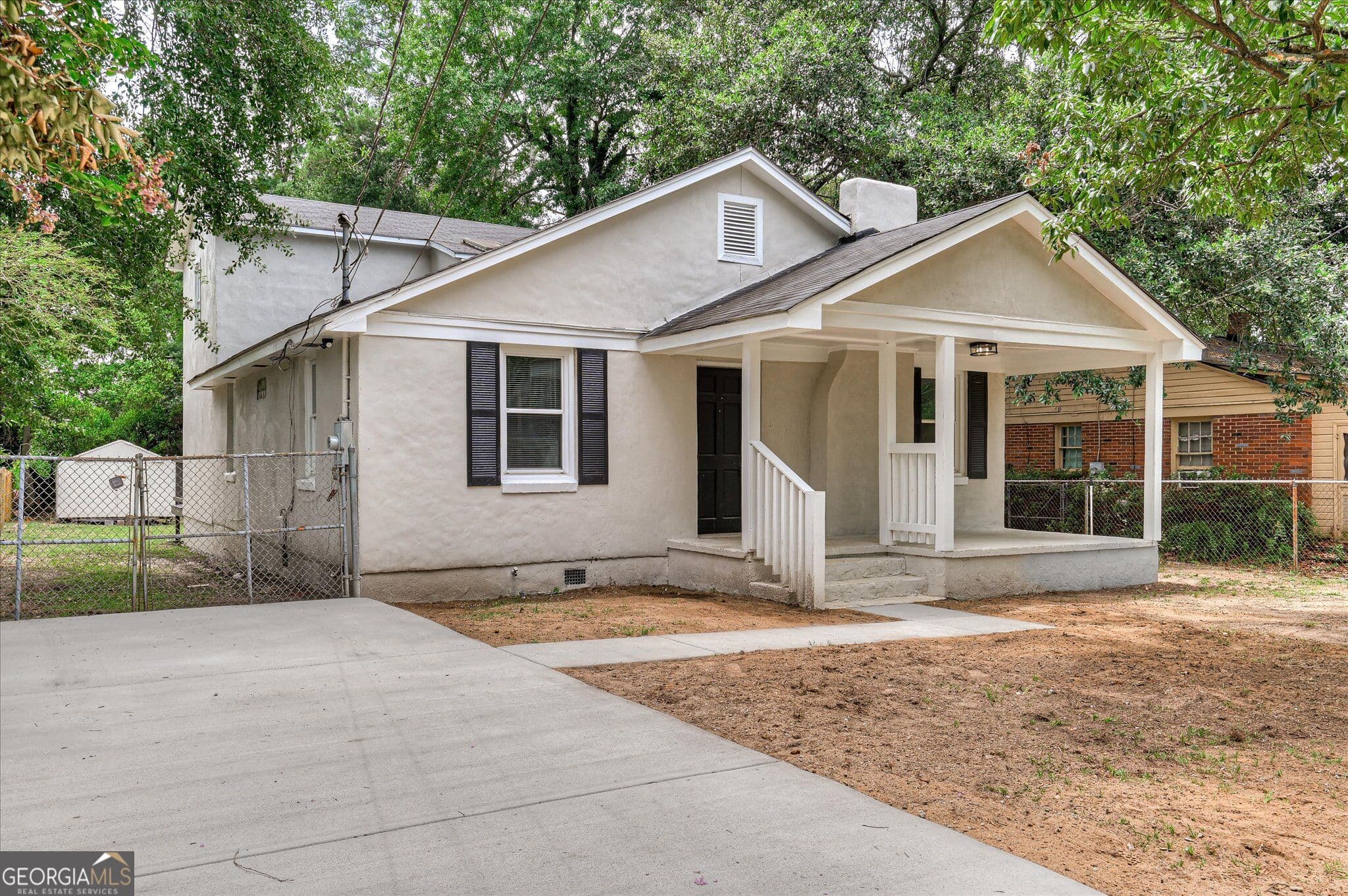 3 bedroom, 2 bathroom, 1,754 sq ft single family residence for sale at 2012 Pennsylvania, Augusta, GA 30904 — photo 2