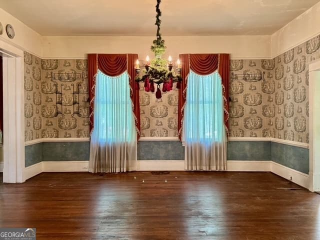 5 bedroom, 2.5 bathroom, 4,697 sq ft single family residence for sale at 222 W Church Street, Lexington, GA 30648 — photo 7