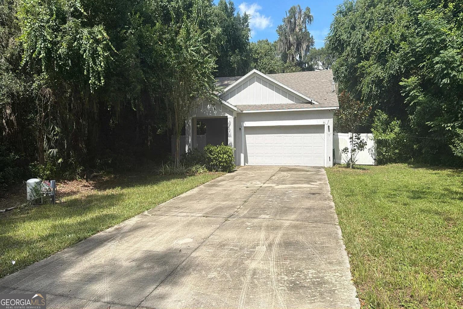 3 bedroom, 2 bathroom, 1,299 sq ft single family residence for sale at 351 E Retta Street, De Leon Springs, FL 32130
