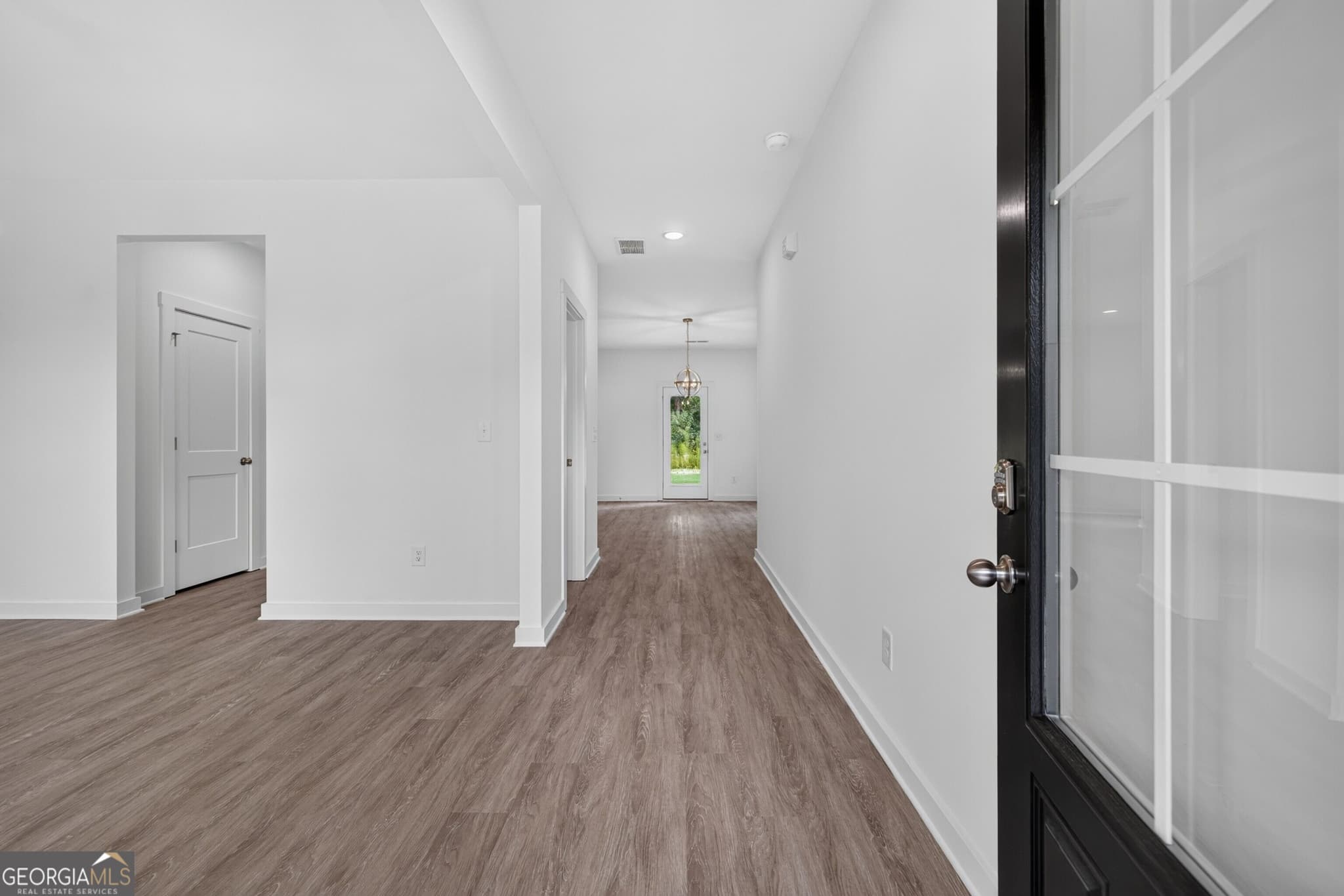 4 bedroom, 2.5 bathroom, 2,159 sq ft single family residence for sale at 384 Crimson Feather Drive, Jefferson, GA 30549 — photo 6