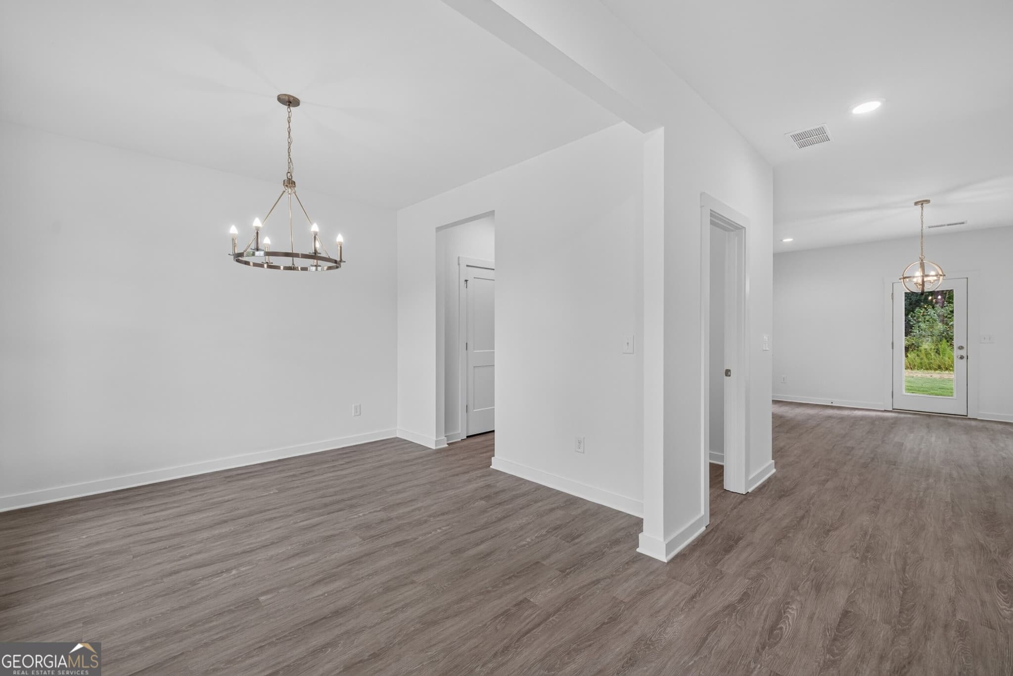 4 bedroom, 2.5 bathroom, 2,159 sq ft single family residence for sale at 384 Crimson Feather Drive, Jefferson, GA 30549 — photo 7