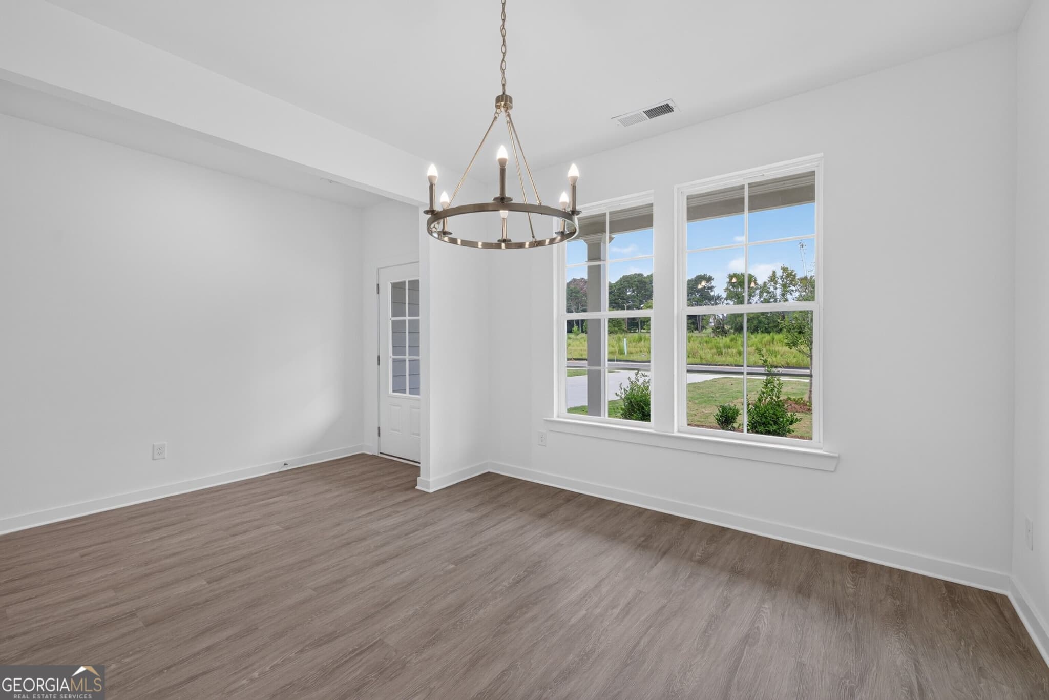 4 bedroom, 2.5 bathroom, 2,159 sq ft single family residence for sale at 384 Crimson Feather Drive, Jefferson, GA 30549 — photo 10