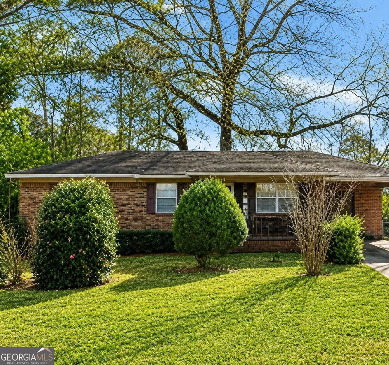 3 bedroom, 1 bathroom, 1,066 sq ft single family residence for sale at 118 Belinda Circle, Americus, GA 31709 — photo 1 of 11