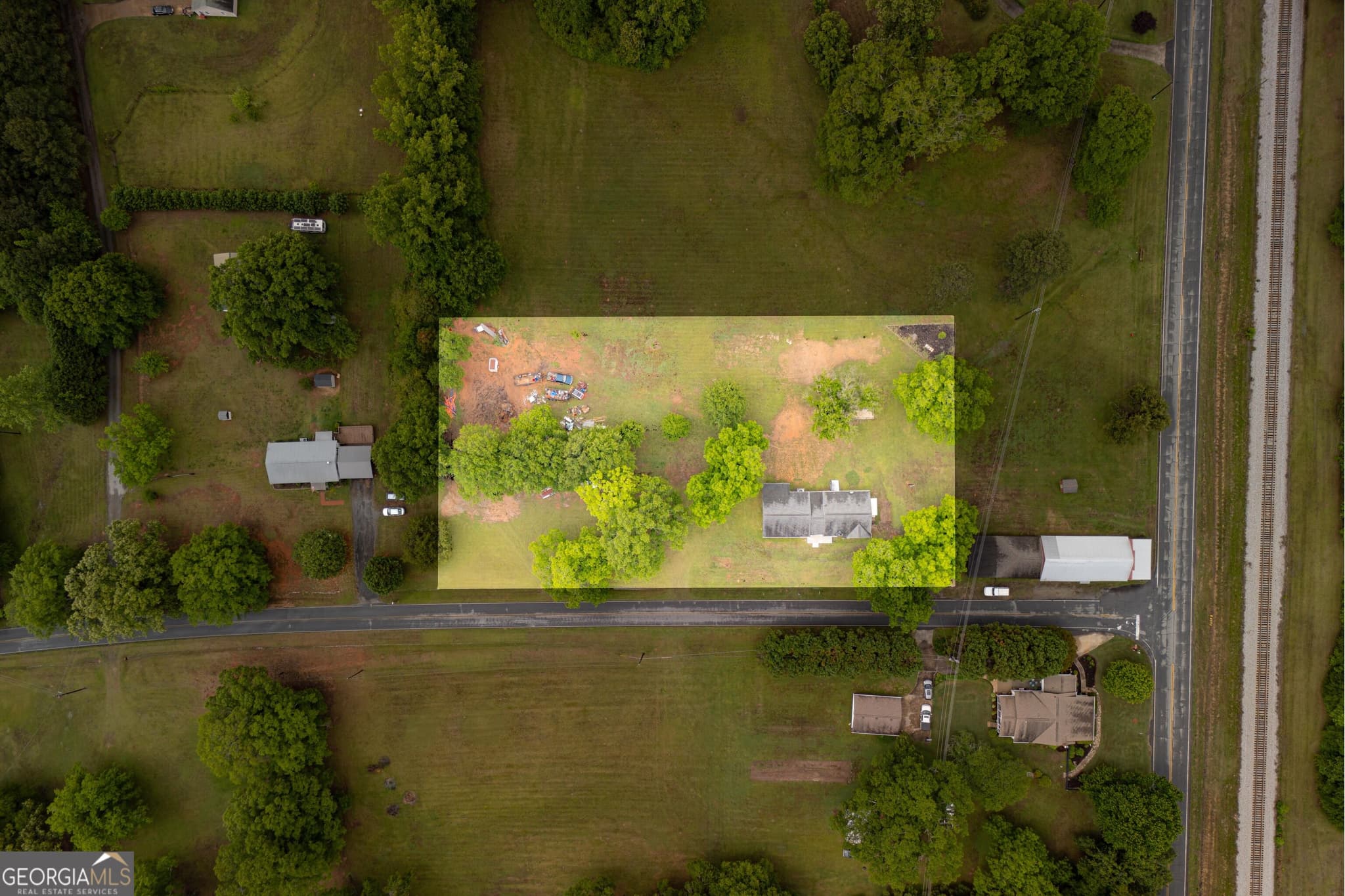 4 bedroom, 3 bathroom, 2,202 sq ft single family residence for sale at 418 Lamb Road, Moreland, GA 30259 — photo 3