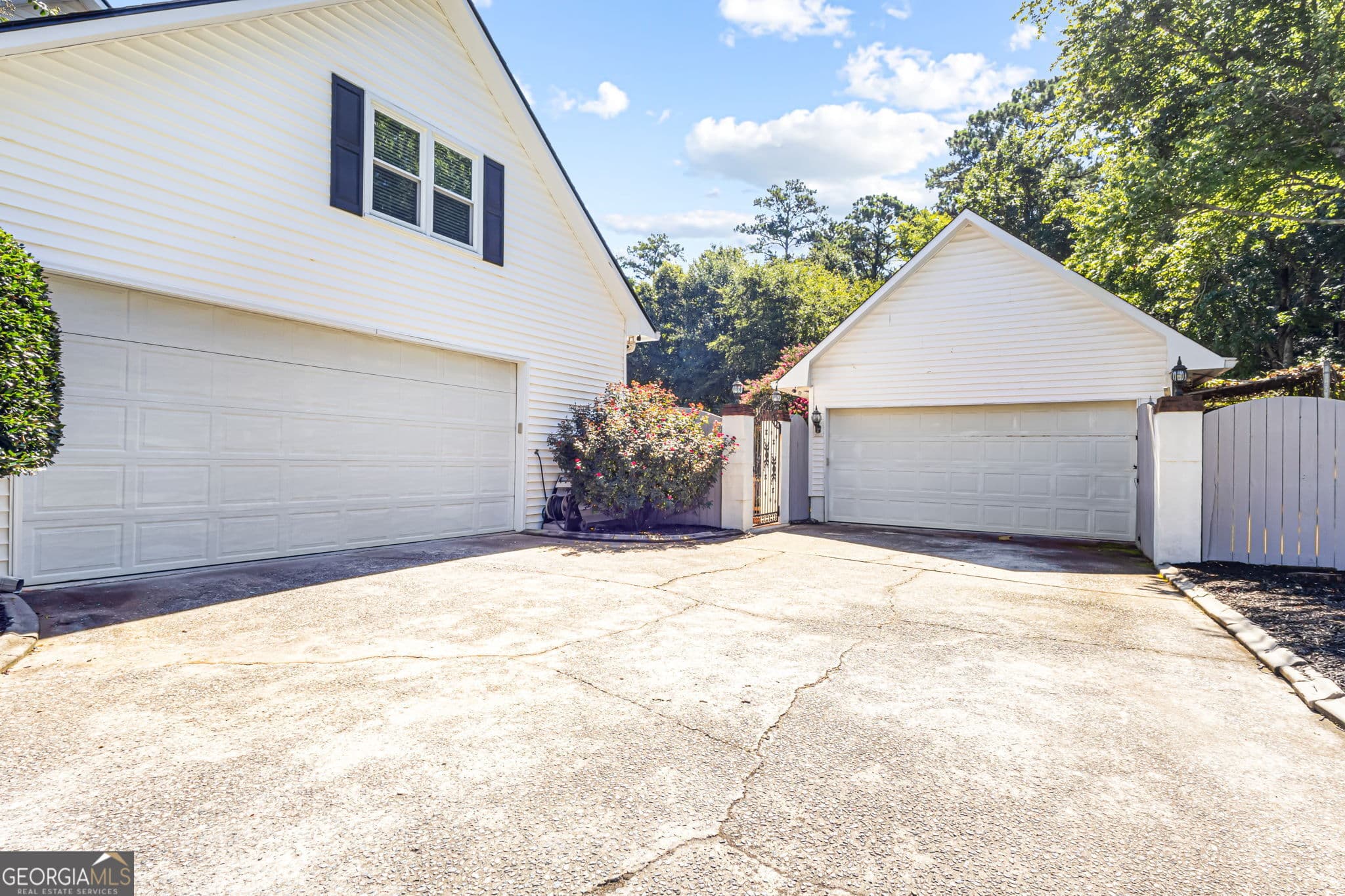 4 bedroom, 3.5 bathroom, 3,209 sq ft single family residence for sale at 1030 Hickory Ridge Drive, Macon, GA 31204 — photo 5