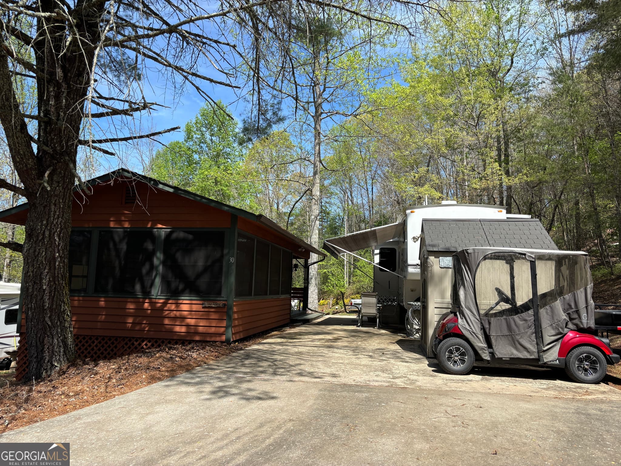 1 bedroom, 2 bathroom cabin,single family residence for sale at 30 Valley Court, Cleveland, GA 30528 — photo 4
