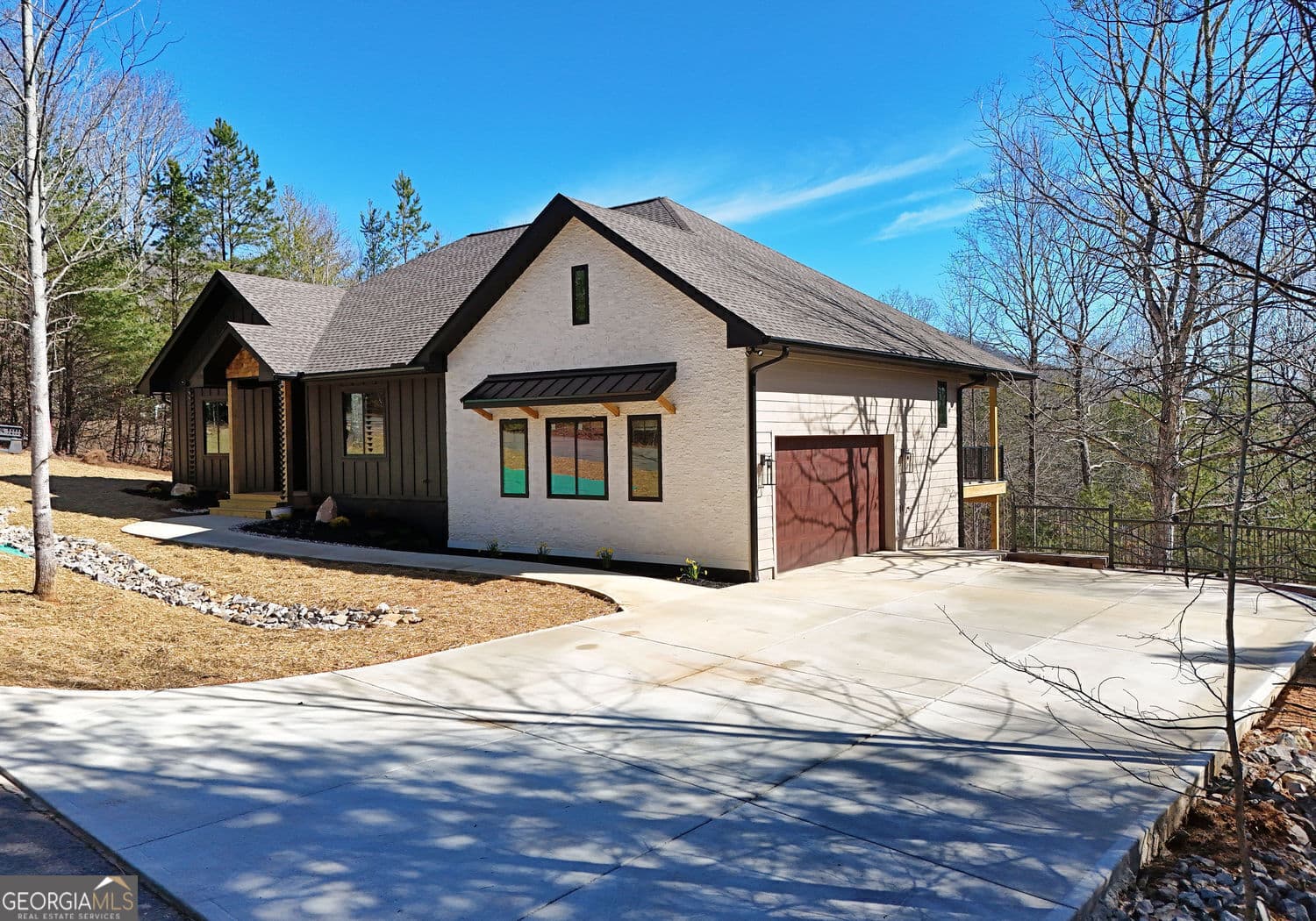 3 bedroom, 2 bathroom, 1,926 sq ft single family residence for sale at 2408 Standing Meadows Drive, Young Harris, GA 30582 — photo 6