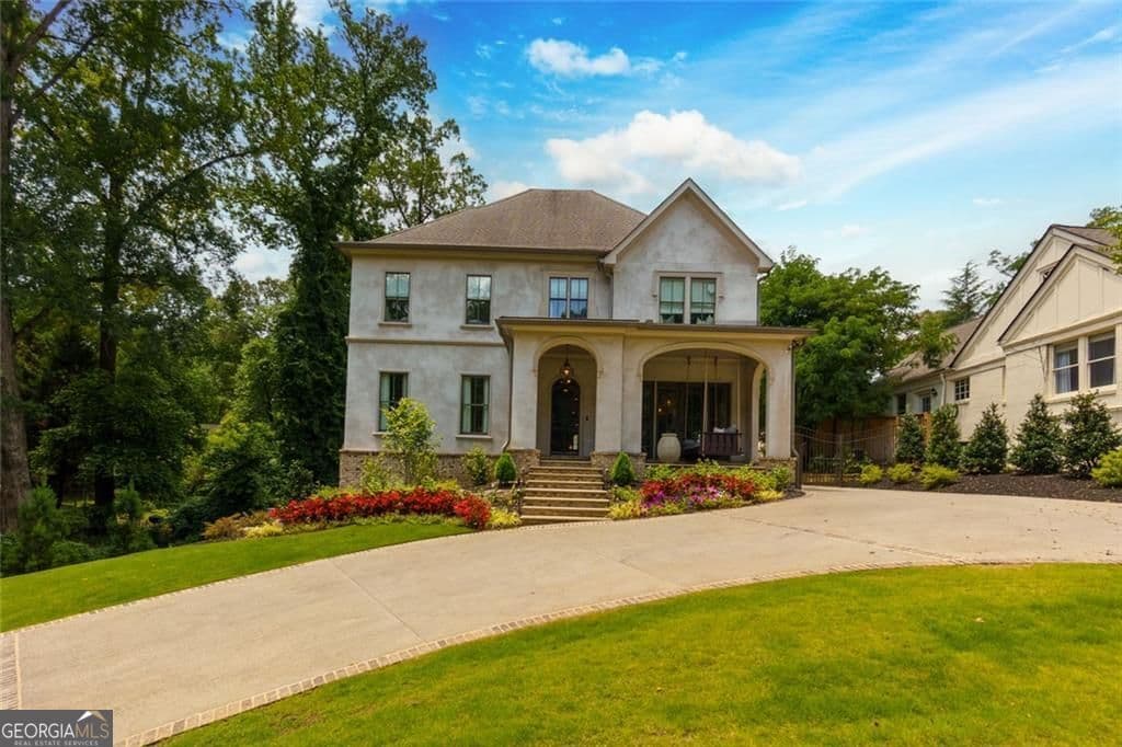 5 bedroom, 5.5 bathroom, 5,778 sq ft single family residence for rent at 91 NE Park Circle Circle, Atlanta, GA 30305 for $19,500 a month — photo 3