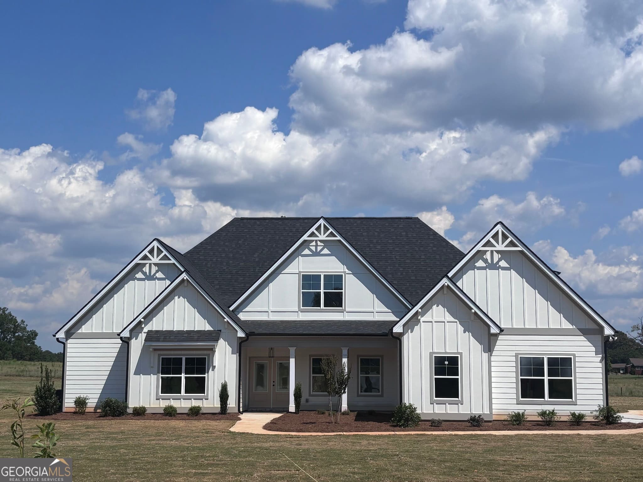 5 bedroom, 4.5 bathroom, 3,662 sq ft single family residence for sale at 704 Inman Road 3, Fayetteville, GA 30215 — photo 2