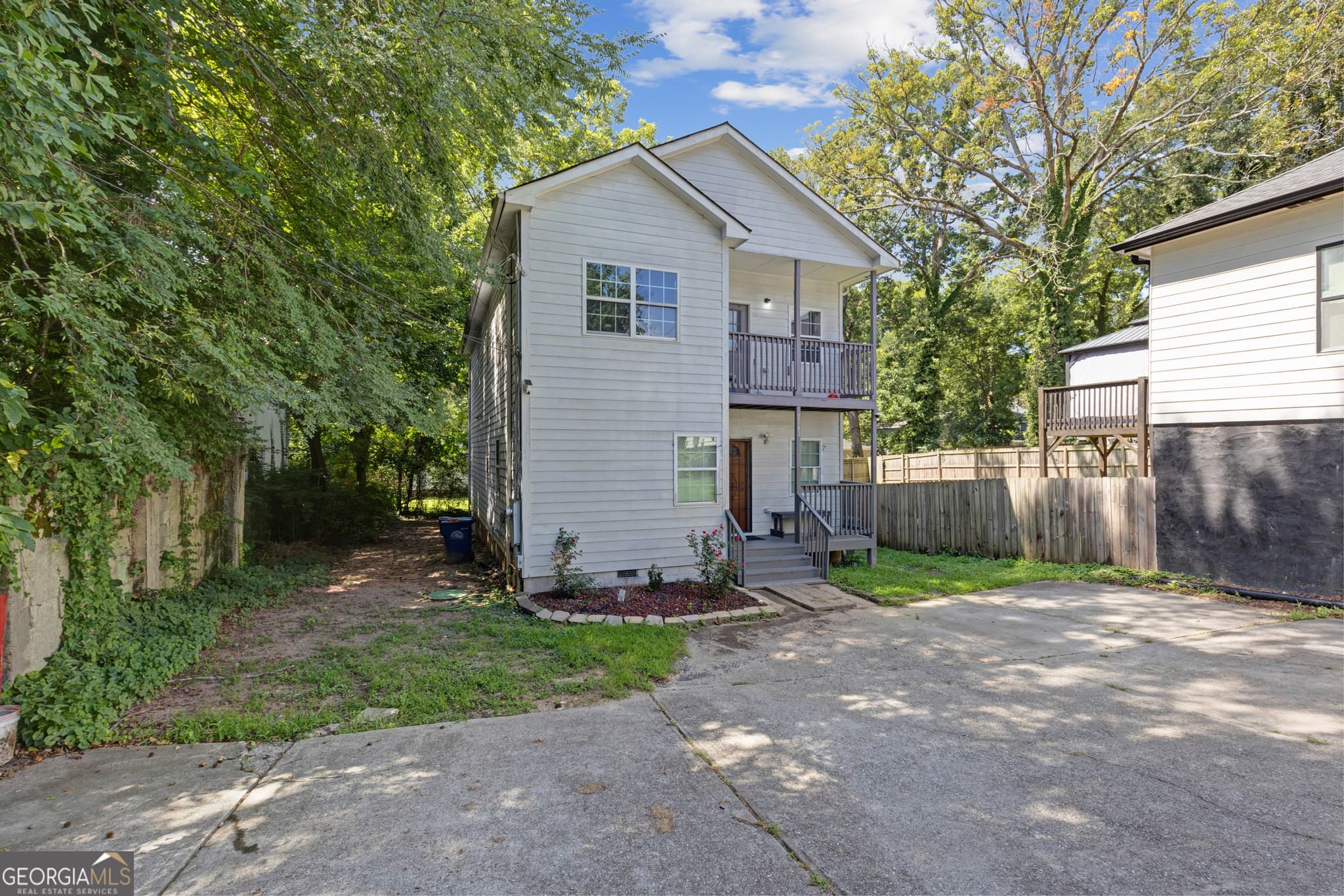 multi family for sale at 2142 Martin Luther King JR Drive, Atlanta, GA 30310 — photo 3