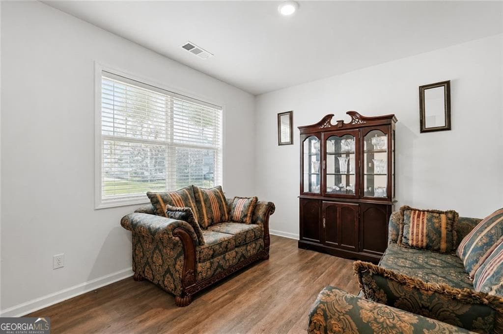 5 bedroom, 3.5 bathroom, 2,648 sq ft single family residence for sale at 5396 Pennington Court, Atlanta, GA 30349 — photo 3