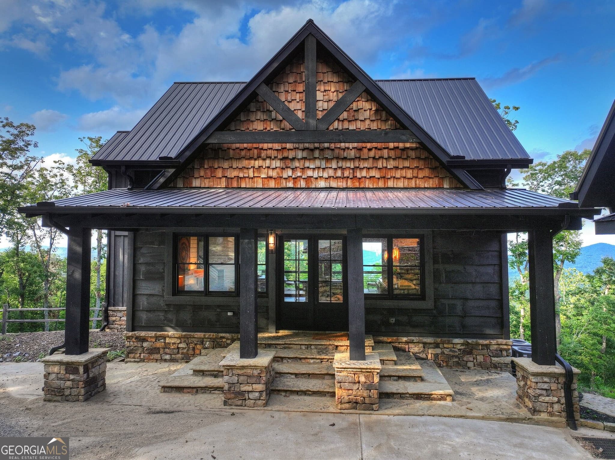 3 bedroom, 3.5 bathroom, 4,104 sq ft cabin,single family residence for sale at 224 Eagle Ridge, Morganton, GA 30560 — photo 6