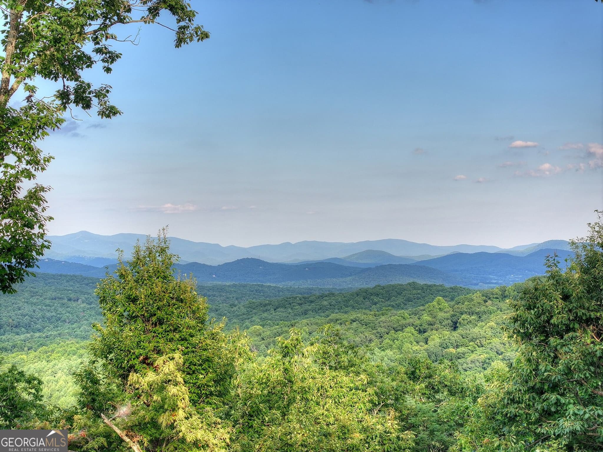 3 bedroom, 3.5 bathroom, 4,104 sq ft cabin,single family residence for sale at 224 Eagle Ridge, Morganton, GA 30560 — photo 3