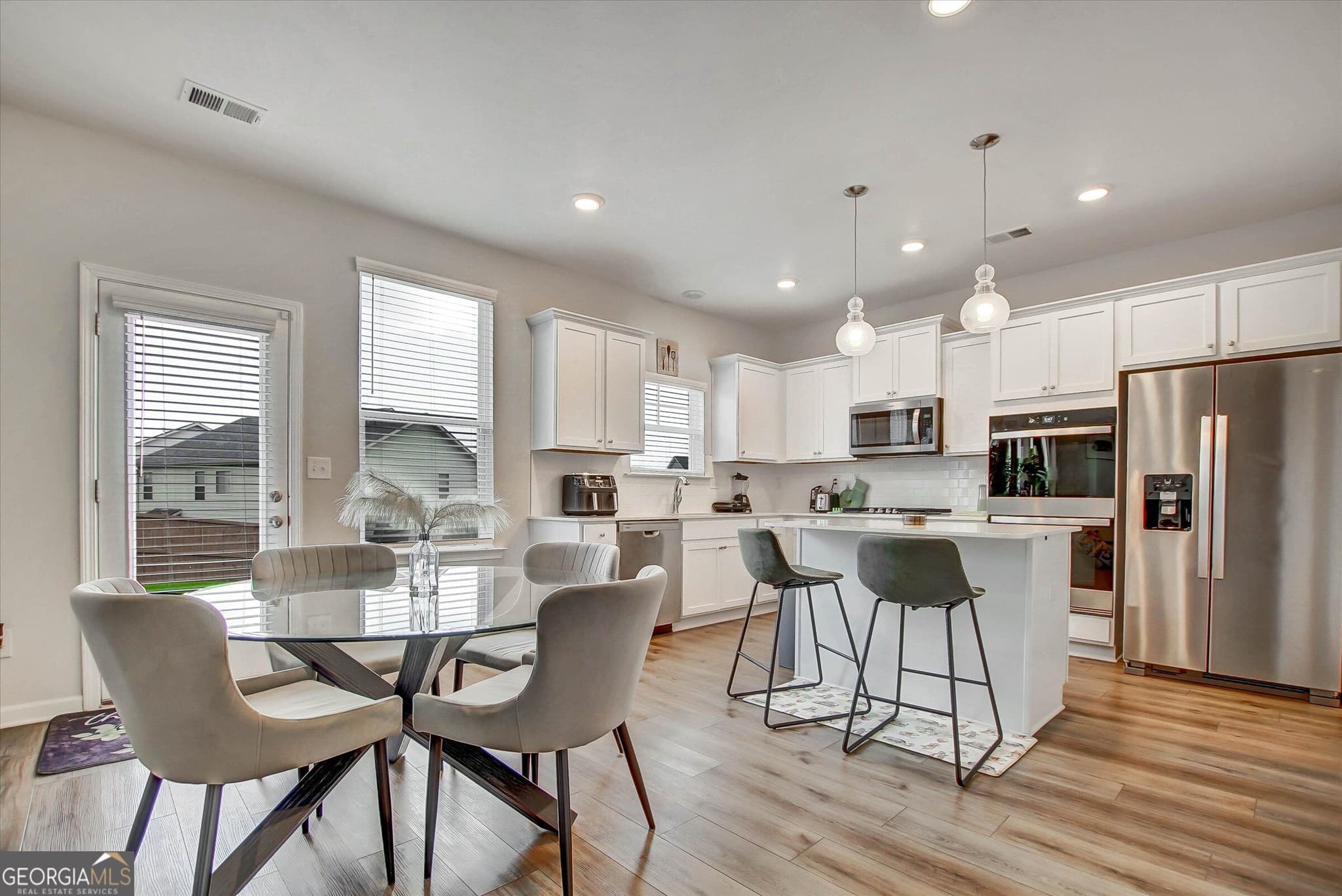 4 bedroom, 2.5 bathroom, 2,736 sq ft single family residence for sale at 3020 Greg Trail, Fayetteville, GA 30214 — photo 7