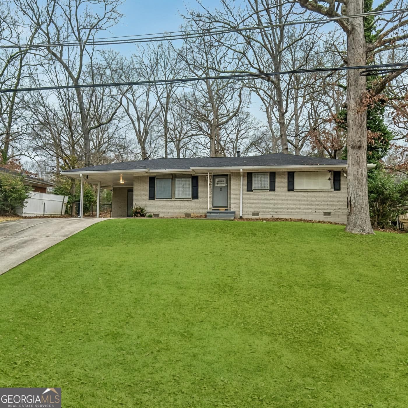 3 bedroom, 1 bathroom, 1,054 sq ft single family residence for sale at 1751 Woodsloe Drive, Decatur, GA 30035 — photo 1 of 1