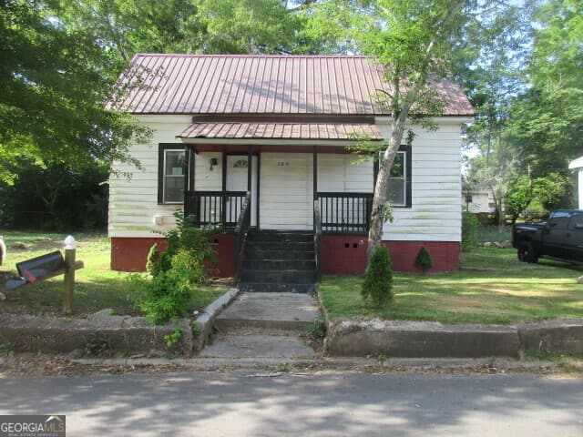 2 bedroom, 2 bathroom, 1,095 sq ft single family residence sold at 184 Poplar Street, Griffin, GA 30223