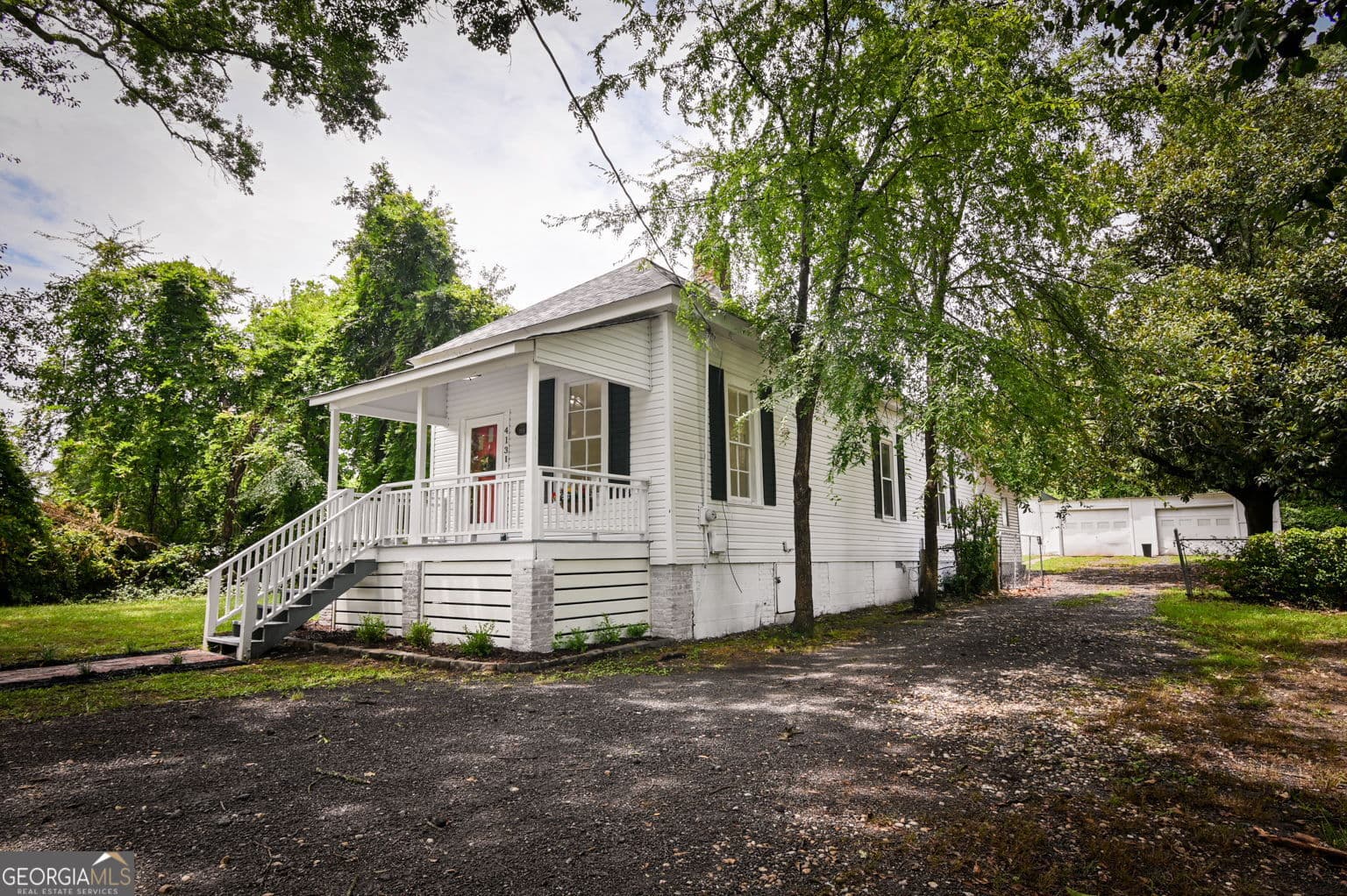 3 bedroom, 1 bathroom, 1,432 sq ft single family residence for sale at 4131 Lott Street, Covington, GA 30014 — photo 6