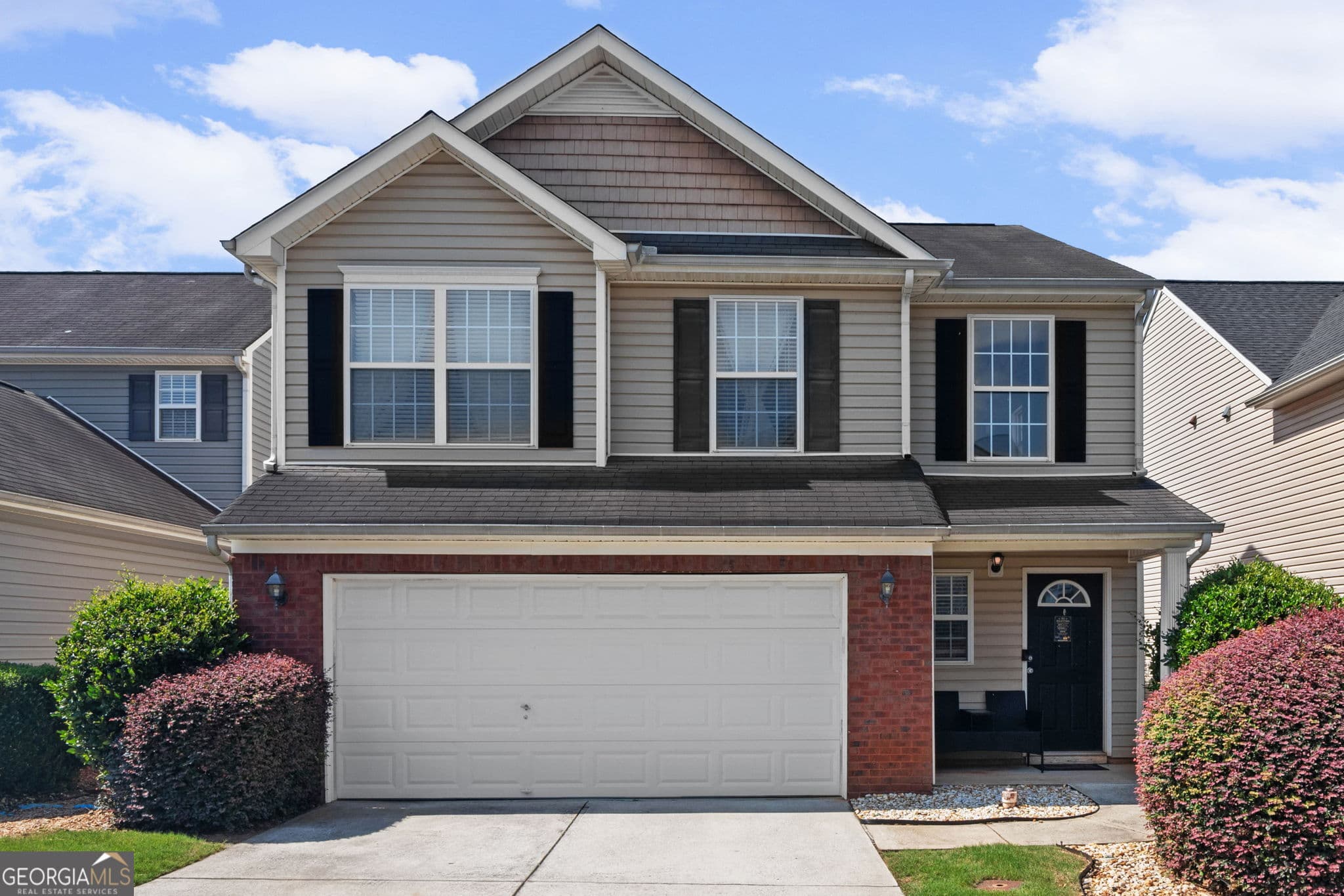 3 bedroom, 2.5 bathroom, 1,691 sq ft single family residence sold at 13 Arrowhead Drive, Dallas, GA 30132
