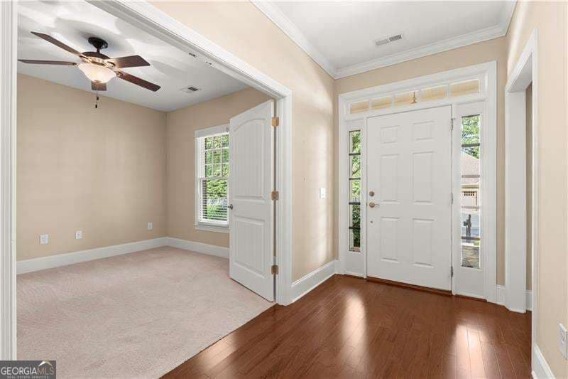 2 bedroom, 2 bathroom, 2,197 sq ft single family residence for sale at 240 Somerset Circle, Woodstock, GA 30189 — photo 7