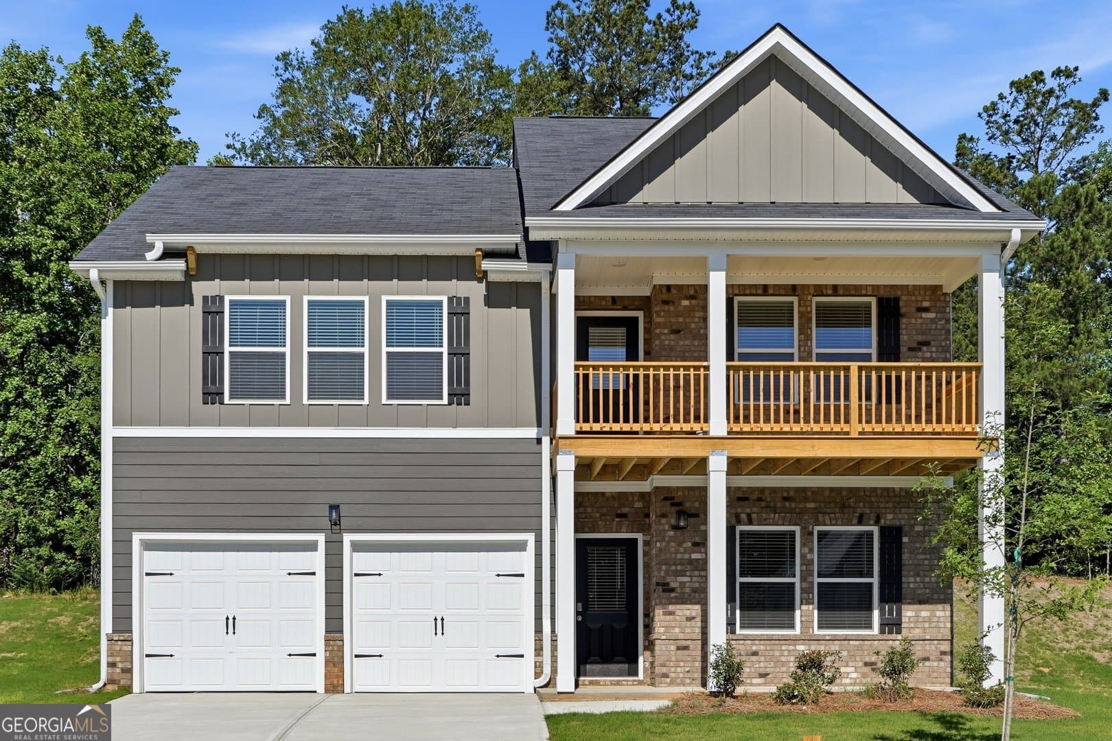 5 bedroom, 3 bathroom, 2,315 sq ft single family residence sold at 407 River Walk Farm Parkway, Covington, GA 30014