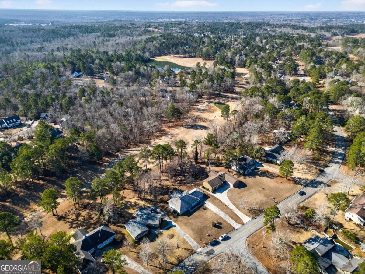 3 bedroom, 2 bathroom, 1,919 sq ft single family residence for sale at 363 River North Boulevard, Macon, GA 31211 — photo 5