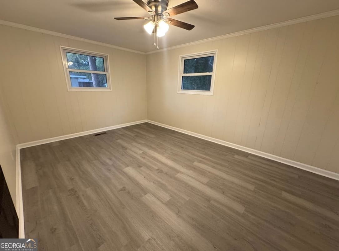 3 bedroom, 1 bathroom, 1,396 sq ft single family residence for sale at 110 Pinecone Drive, East Dublin, GA 31027 — photo 2