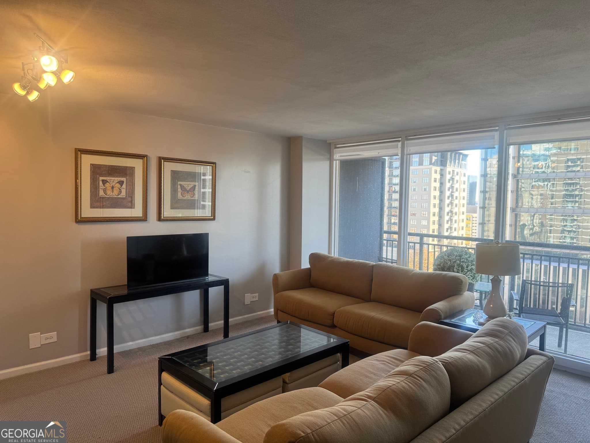 2 bedroom, 1 bathroom, 992 sq ft condominium for sale at 620 Peachtree Street APT 1211, Atlanta, GA 30308 — photo 7