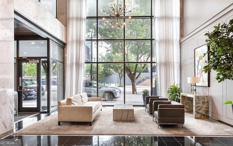 2 bedroom, 1 bathroom, 992 sq ft condominium for sale at 620 Peachtree Street APT 1211, Atlanta, GA 30308 — photo 4