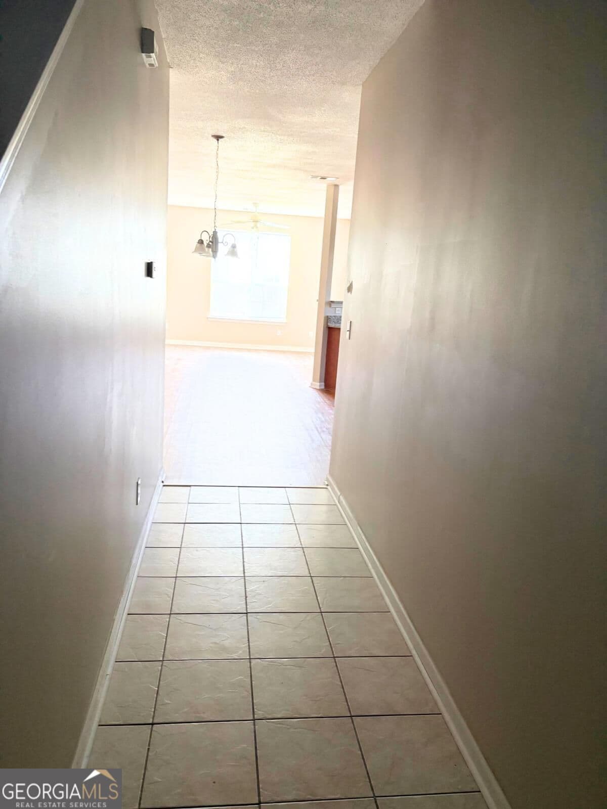 3 bedroom, 2.5 bathroom, 1,608 sq ft townhouse for sale at 11315 Michelle Way, Hampton, GA 30228 — photo 5