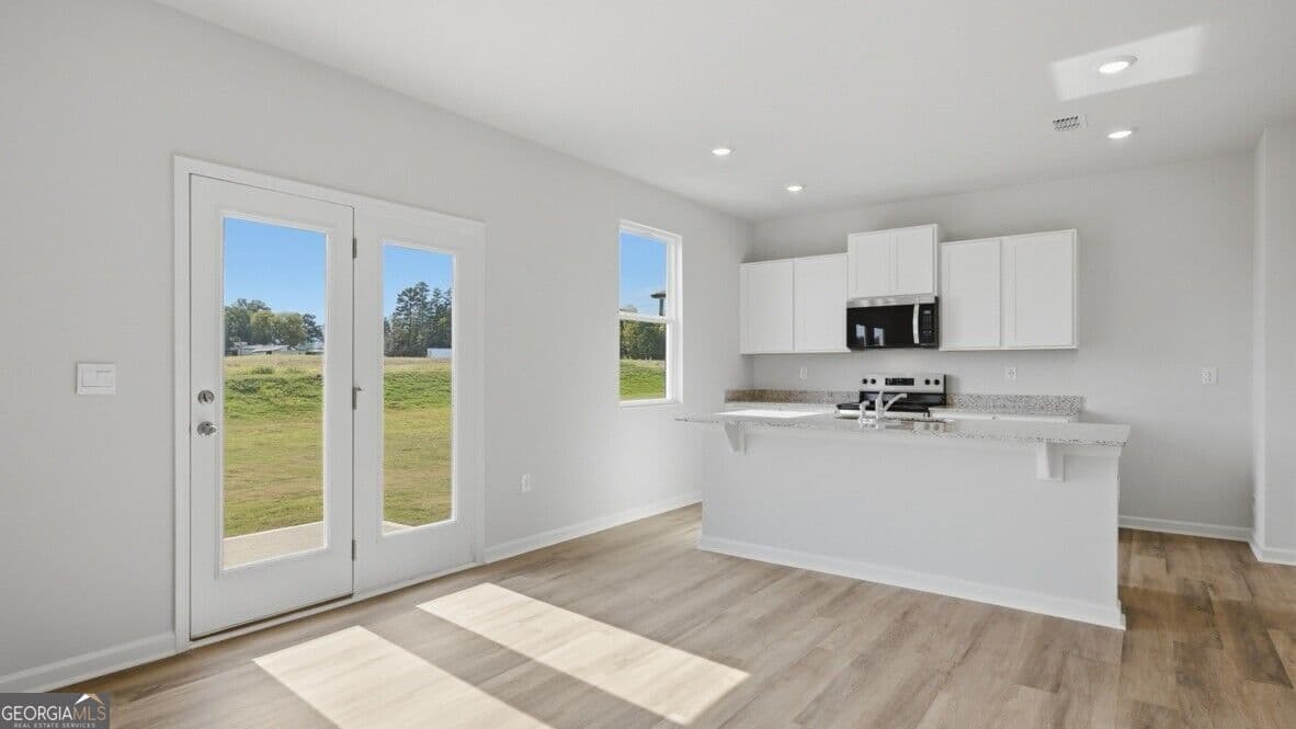 4 bedroom, 2.5 bathroom, 1,991 sq ft single family residence for sale at 108 Babcock Drive, Rome, GA 30165 — photo 6