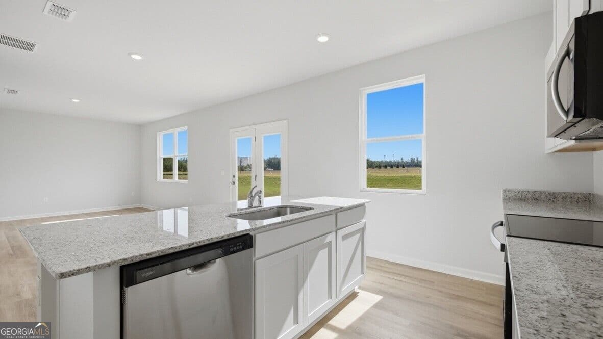 4 bedroom, 2.5 bathroom, 1,991 sq ft single family residence for sale at 108 Babcock Drive, Rome, GA 30165 — photo 10