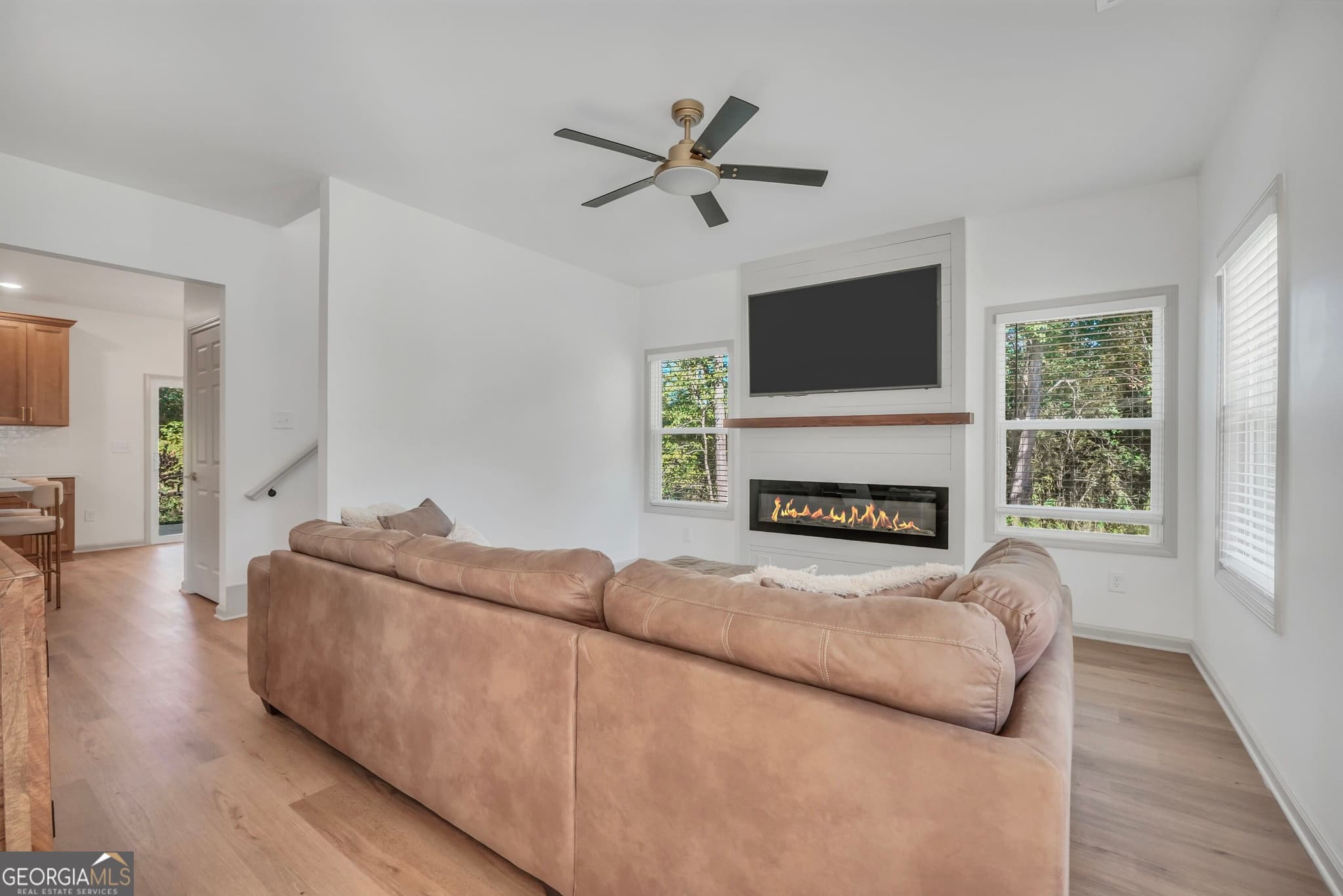 4 bedroom, 3 bathroom, 1,892 sq ft single family residence for sale at 1463 Gloria Street, Griffin, GA 30224 — photo 7