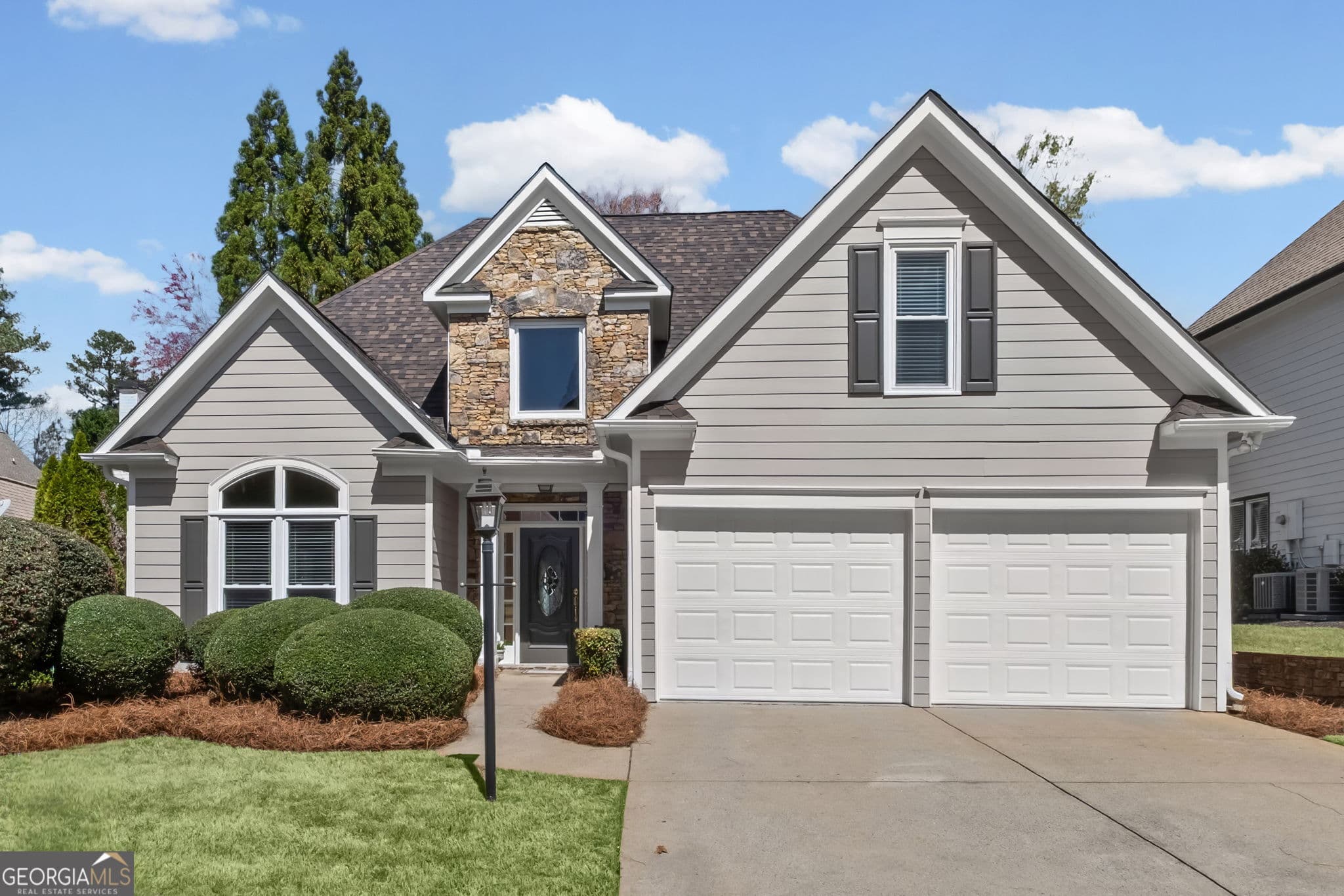 4 bedroom, 3.5 bathroom, 2,883 sq ft single family residence for sale at 1233 Parkview Lane, Kennesaw, GA 30152 — photo 2