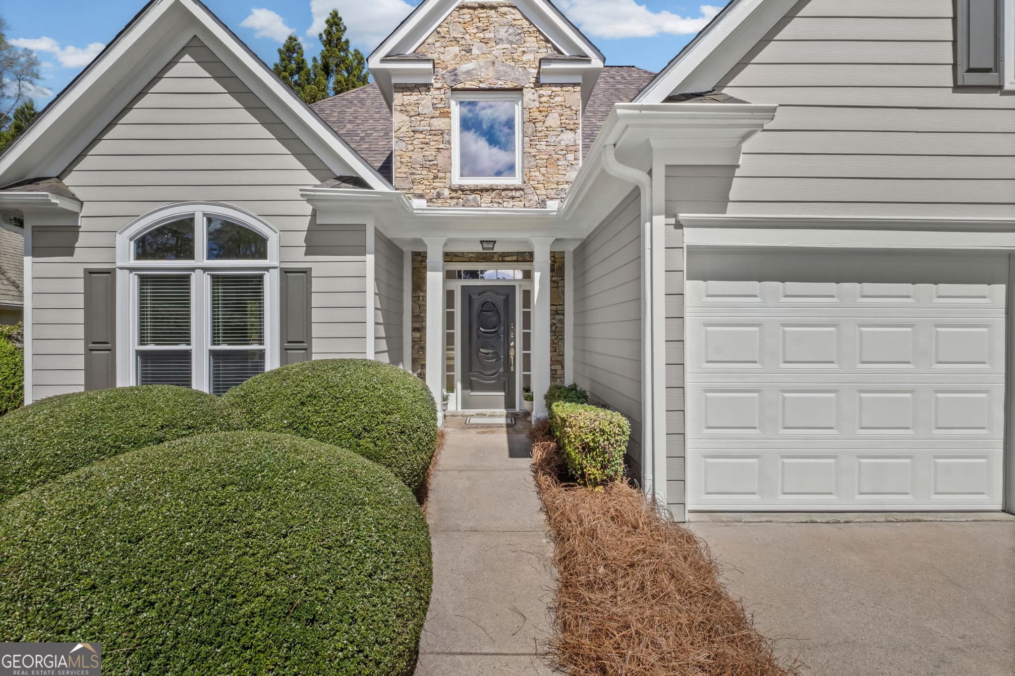 4 bedroom, 3.5 bathroom, 2,883 sq ft single family residence for sale at 1233 Parkview Lane, Kennesaw, GA 30152 — photo 3