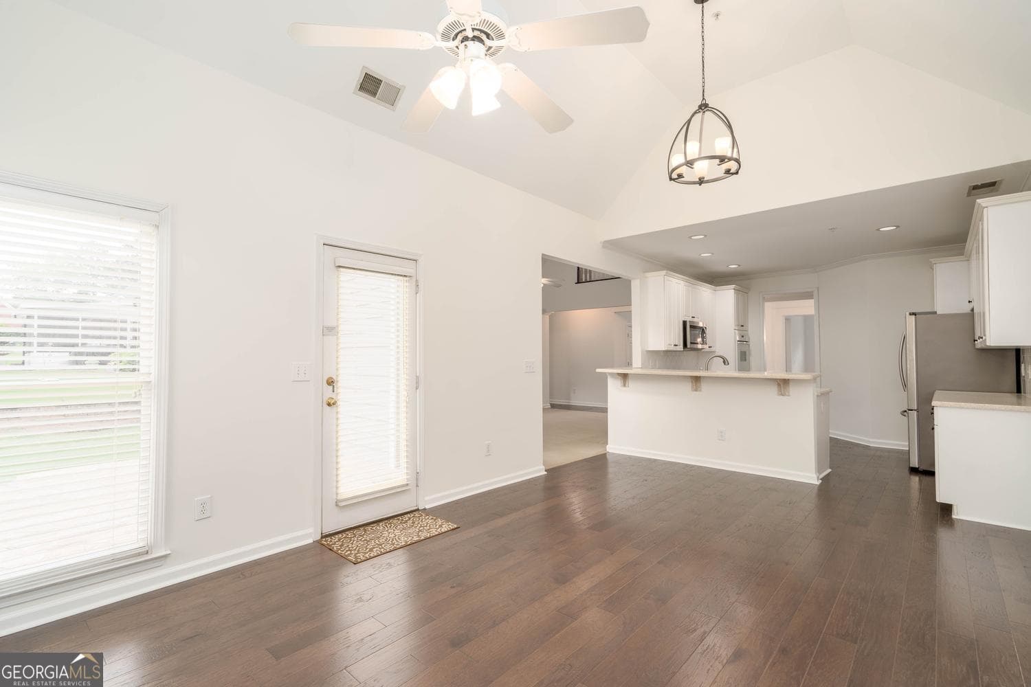 4 bedroom, 3.5 bathroom, 2,883 sq ft single family residence for sale at 1233 Parkview Lane, Kennesaw, GA 30152 — photo 8