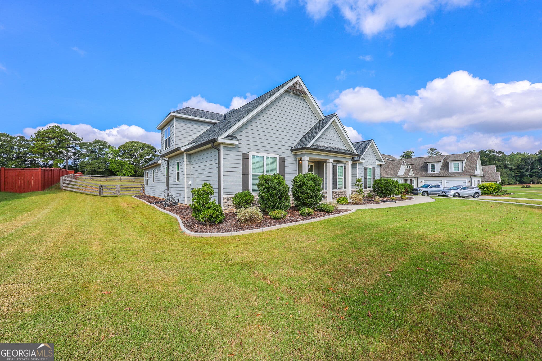 4 bedroom, 3.5 bathroom, 2,770 sq ft single family residence for sale at 275 Graceton Farms Drive, Senoia, GA 30276 — photo 7