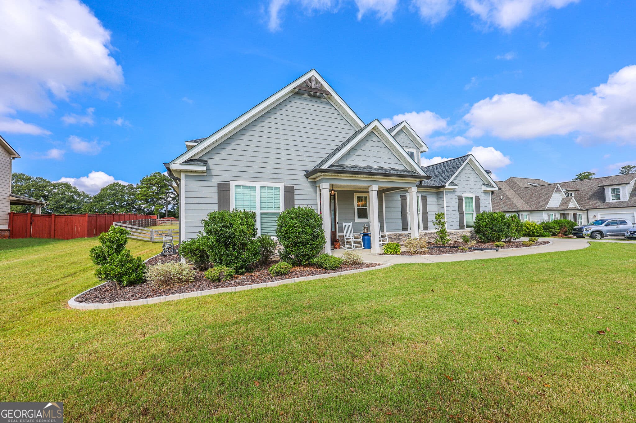 4 bedroom, 3.5 bathroom, 2,770 sq ft single family residence for sale at 275 Graceton Farms Drive, Senoia, GA 30276 — photo 9