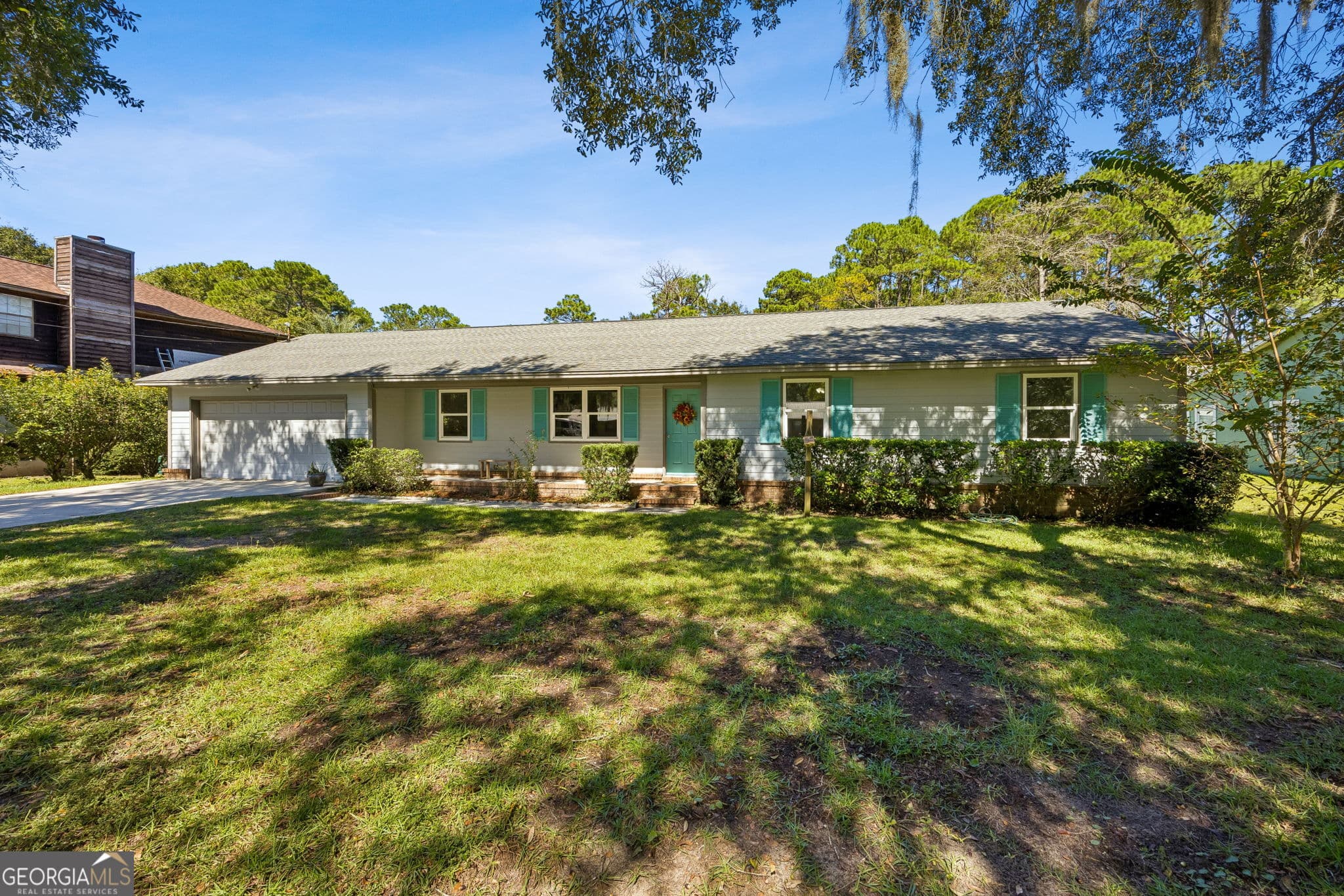 3 bedroom, 2 bathroom, 1,908 sq ft single family residence for sale at 218 N 4th Street, St. Marys, GA 31558 — photo 3