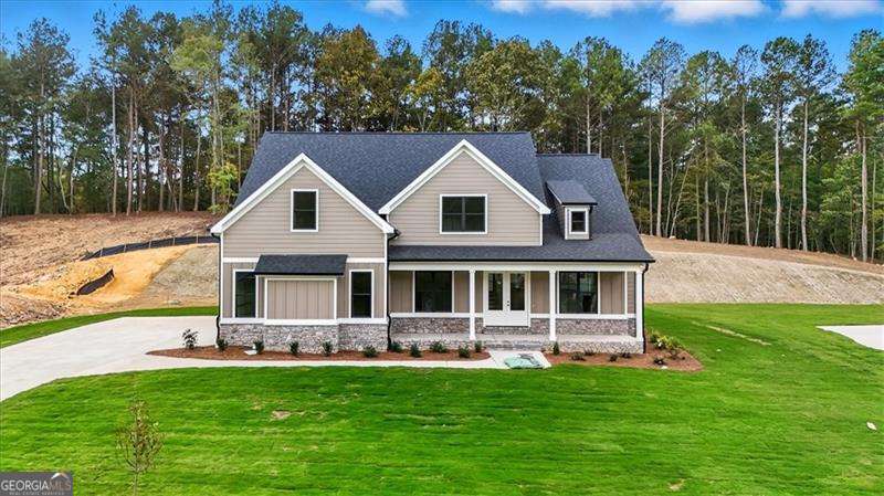 5 bedroom, 3.5 bathroom, 2,962 sq ft single family residence for sale at 9 Everwood Court, Rome, GA 30161 — photo 2