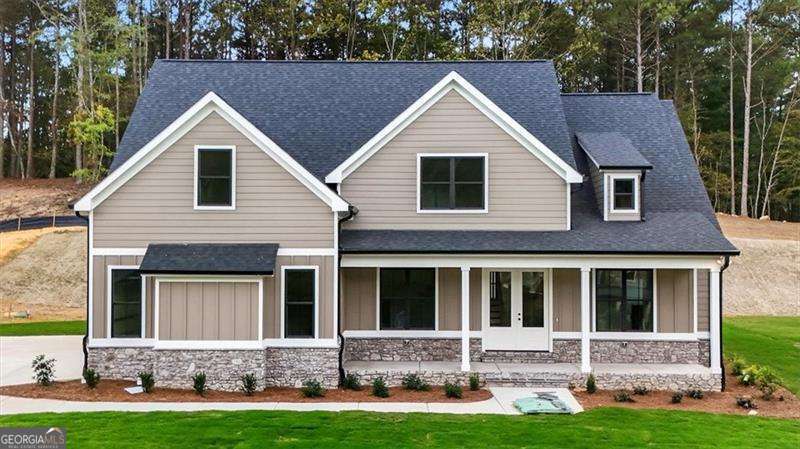 5 bedroom, 3.5 bathroom, 2,962 sq ft single family residence for sale at 9 Everwood Court, Rome, GA 30161 — photo 1 of 44