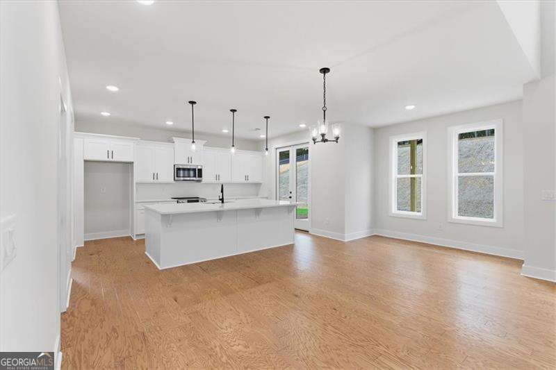 5 bedroom, 3.5 bathroom, 2,962 sq ft single family residence for sale at 9 Everwood Court, Rome, GA 30161 — photo 10