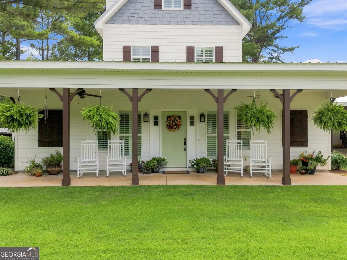4 bedroom, 2 bathroom, 2,683 sq ft single family residence for sale at 216 Mockingbird Lane, Brooks, GA 30205 — photo 2