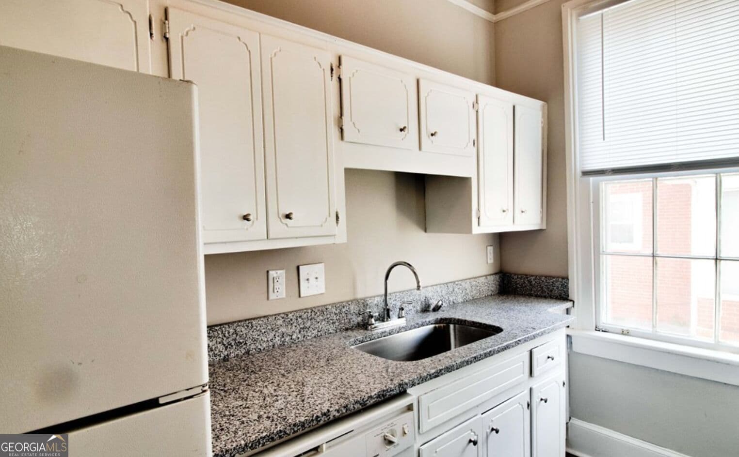 3 bedroom, 1 bathroom, 1,292 sq ft single family residence for sale at 202 Ellis Street, Augusta, GA 30901 — photo 5