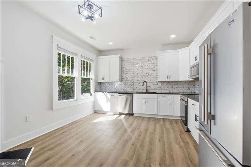 4 bedroom, 2 bathroom single family residence for sale at 513 Atwood Street, Atlanta, GA 30310 — photo 7