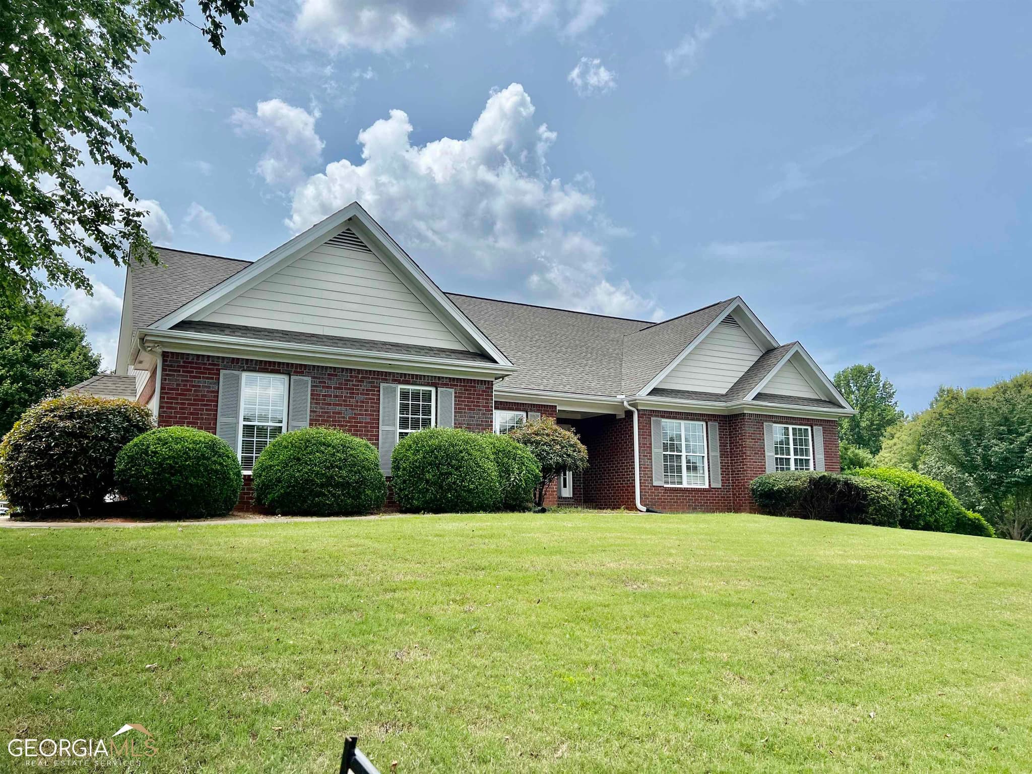 4 bedroom, 3 bathroom, 3,717 sq ft single family residence for rent at 1010 Jacob Drive, Watkinsville, GA 30677 for $2,900 a month — photo 1 of 1