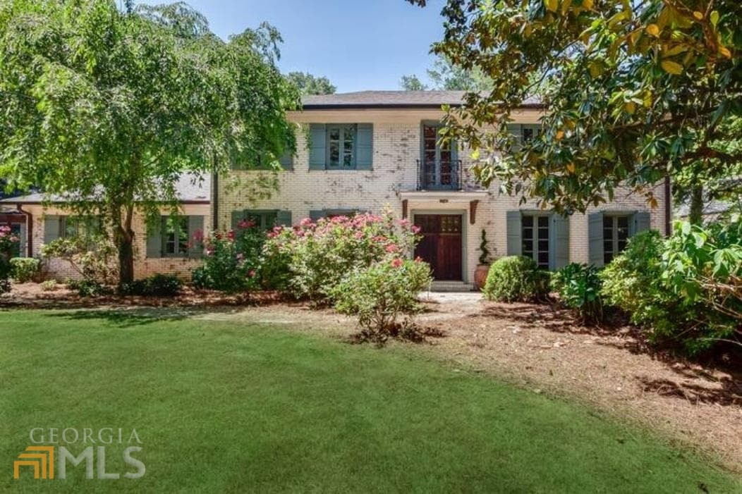 4 bedroom, 4 bathroom, 4,338 sq ft single family residence for rent at 2510 Bohler Road, Atlanta, GA 30327 for $15,000 a month — photo 2