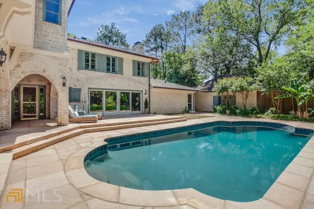 4 bedroom, 4 bathroom, 4,338 sq ft single family residence for rent at 2510 Bohler Road, Atlanta, GA 30327 for $15,000 a month — photo 3